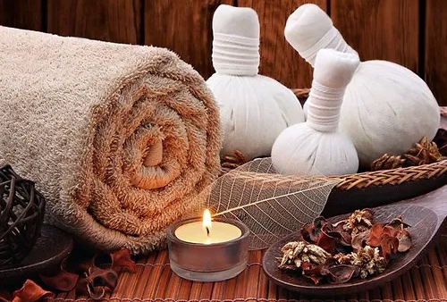 Spa_Herbal_Massage-1